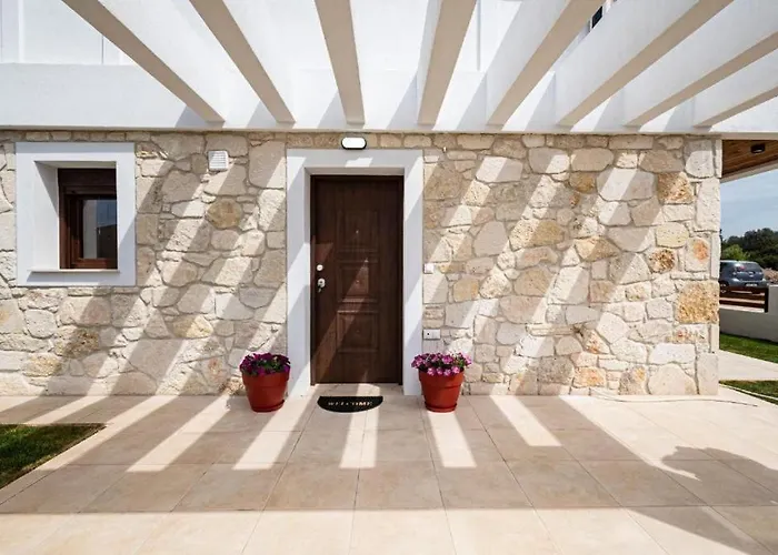 Coralé Seaside Villa