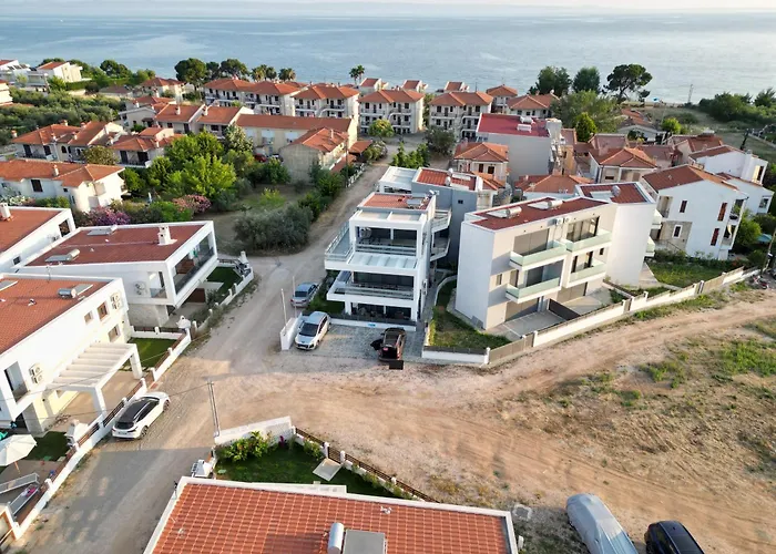 Coralé Seaside Villa *